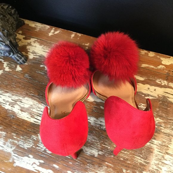 Liliana stiletto pointy toe suede pom pom heels - Picture 4 of 11